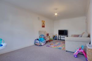 Lounge/Diner- click for photo gallery